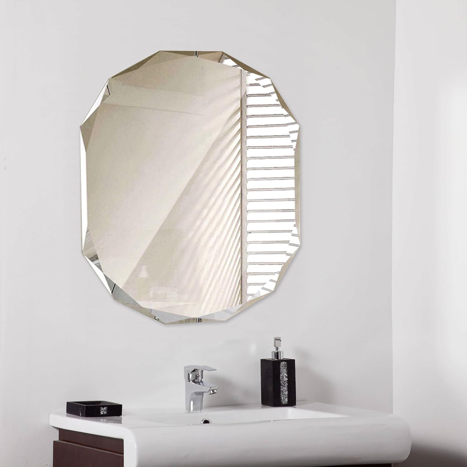 BGSL Classic Diamond Cut Oval Bathroom Mirror (D2 700x500mm) Amazon.co