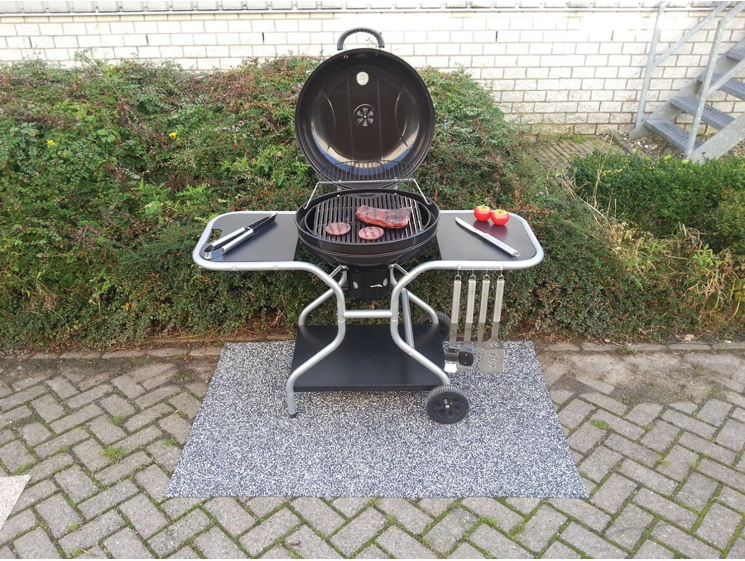 Amazon Com Tricc Outdoor Rectangular Grill Fire Pit Mat Use Under Bbq Gas Grill Fryer Fire Pits Decks Patio Lightweight Fire Resistant Easy To Install 40 X 48