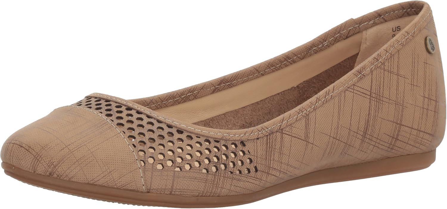 hush puppies flat shoes