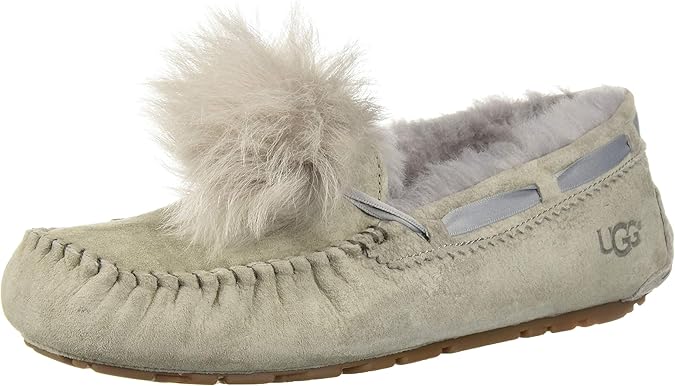 uggs with puff balls