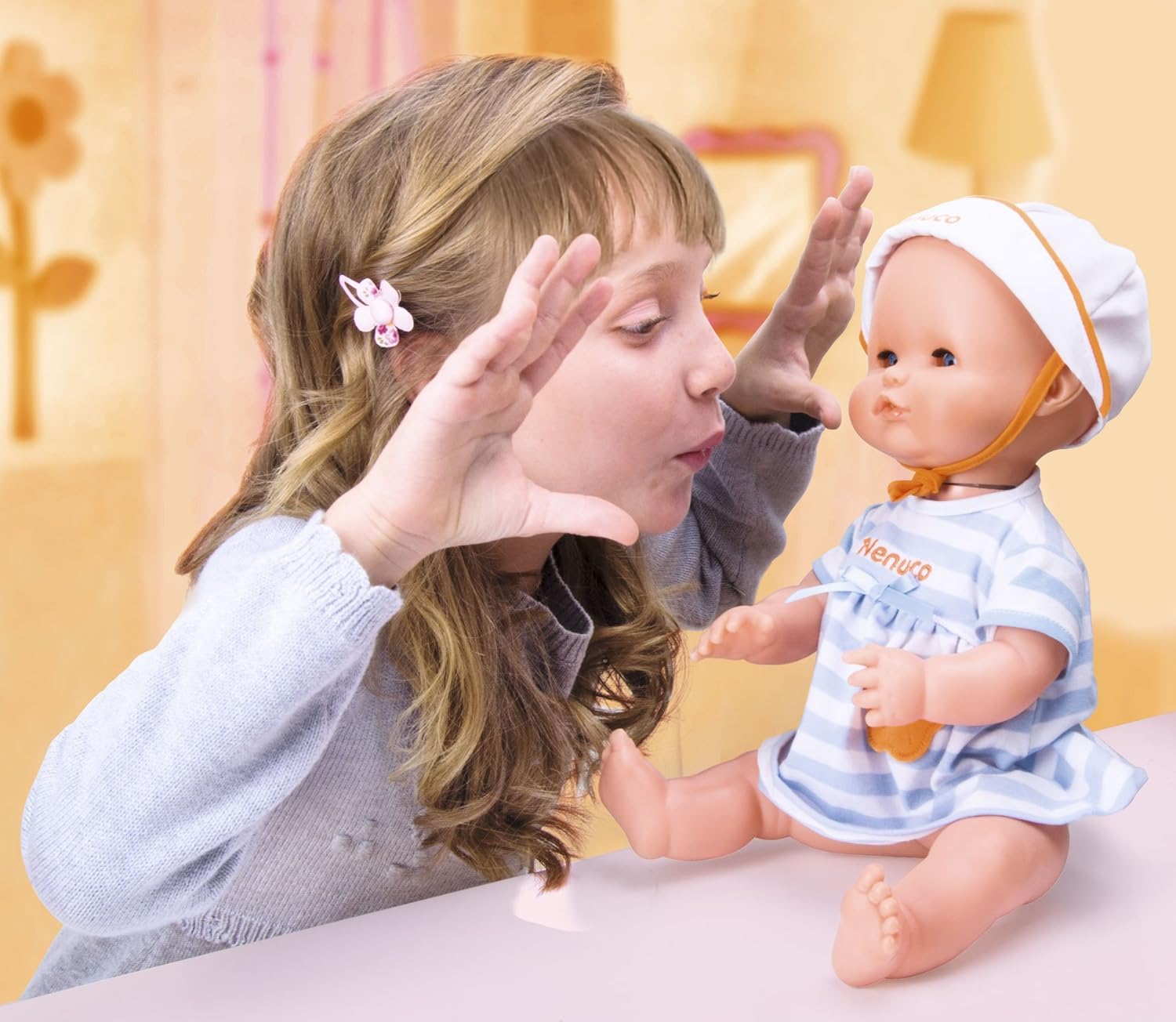 nenuco abre y cierra los ojos