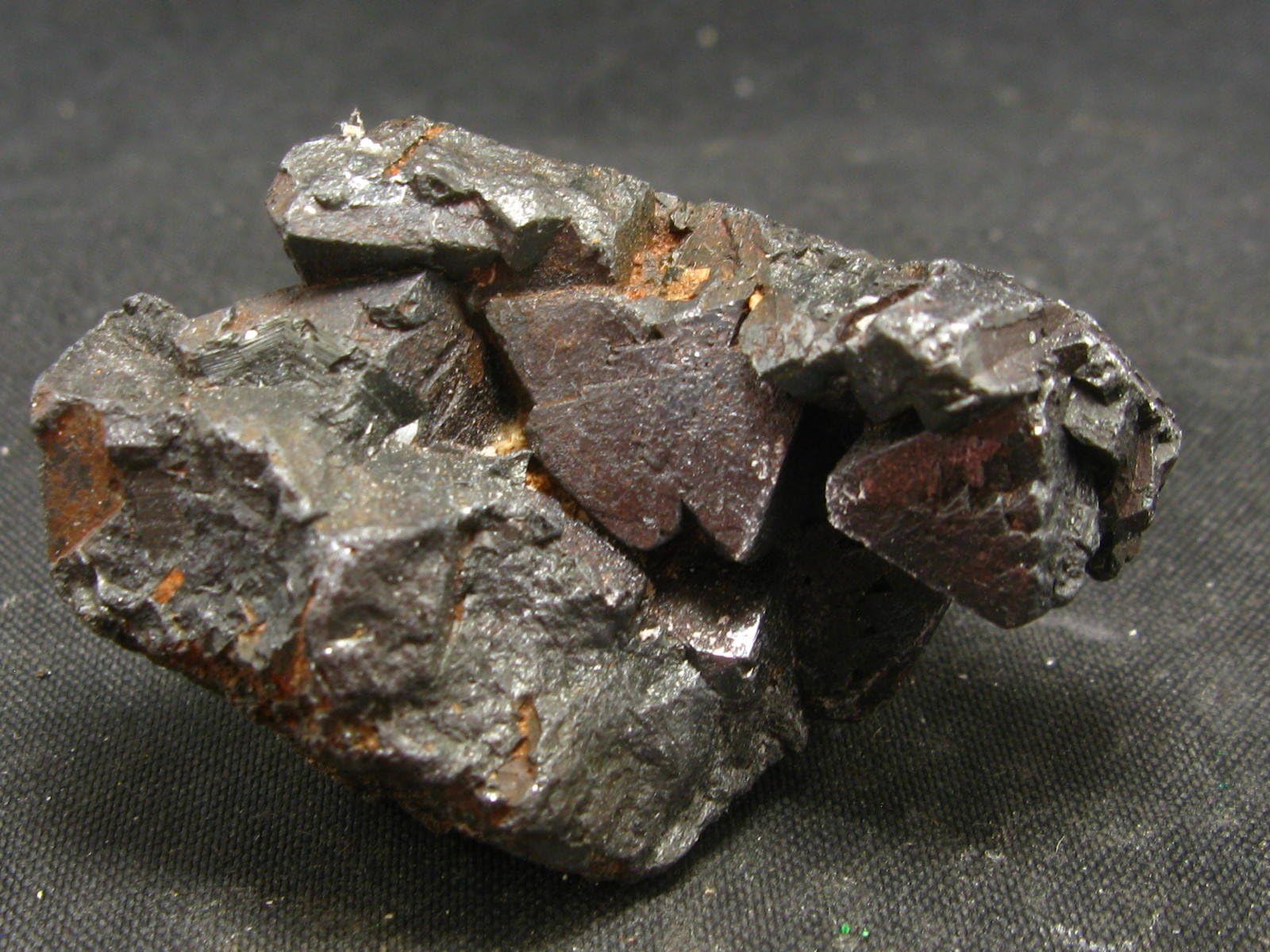 Magnetite Cluster From Arkansas USA - 1.7"