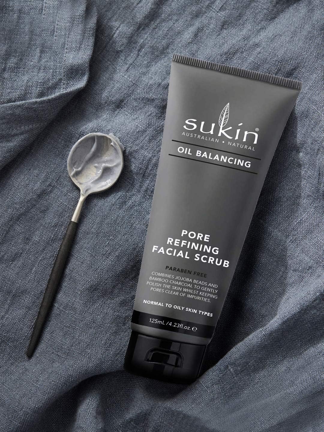Sukin Oil Balancing Pore Refining Facial Scrub 125ml, WHITE - Image 3