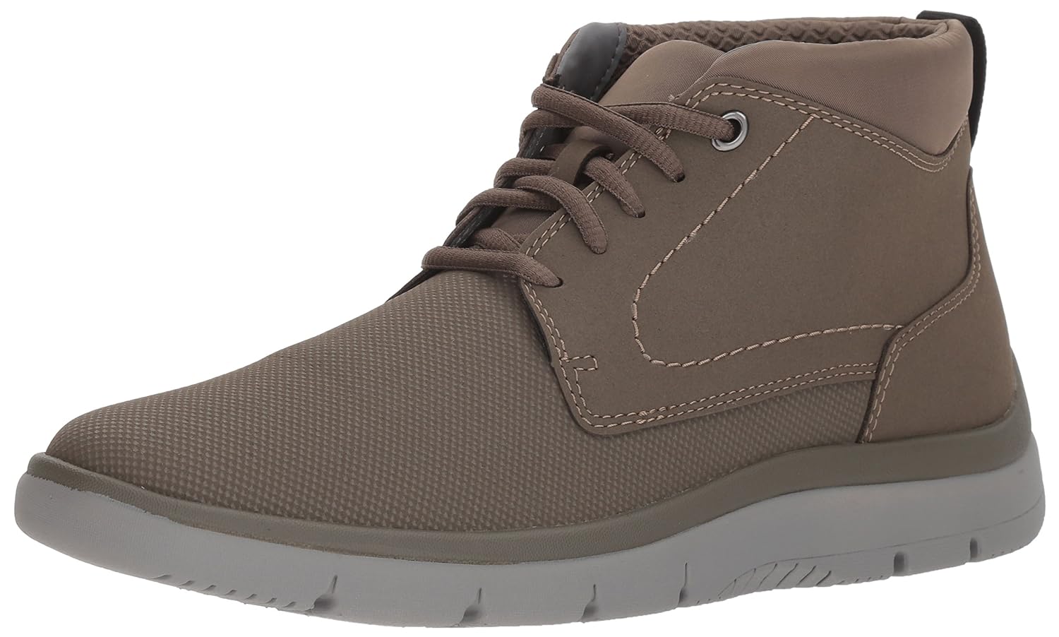 clarks men's tunsil mid chukka boot