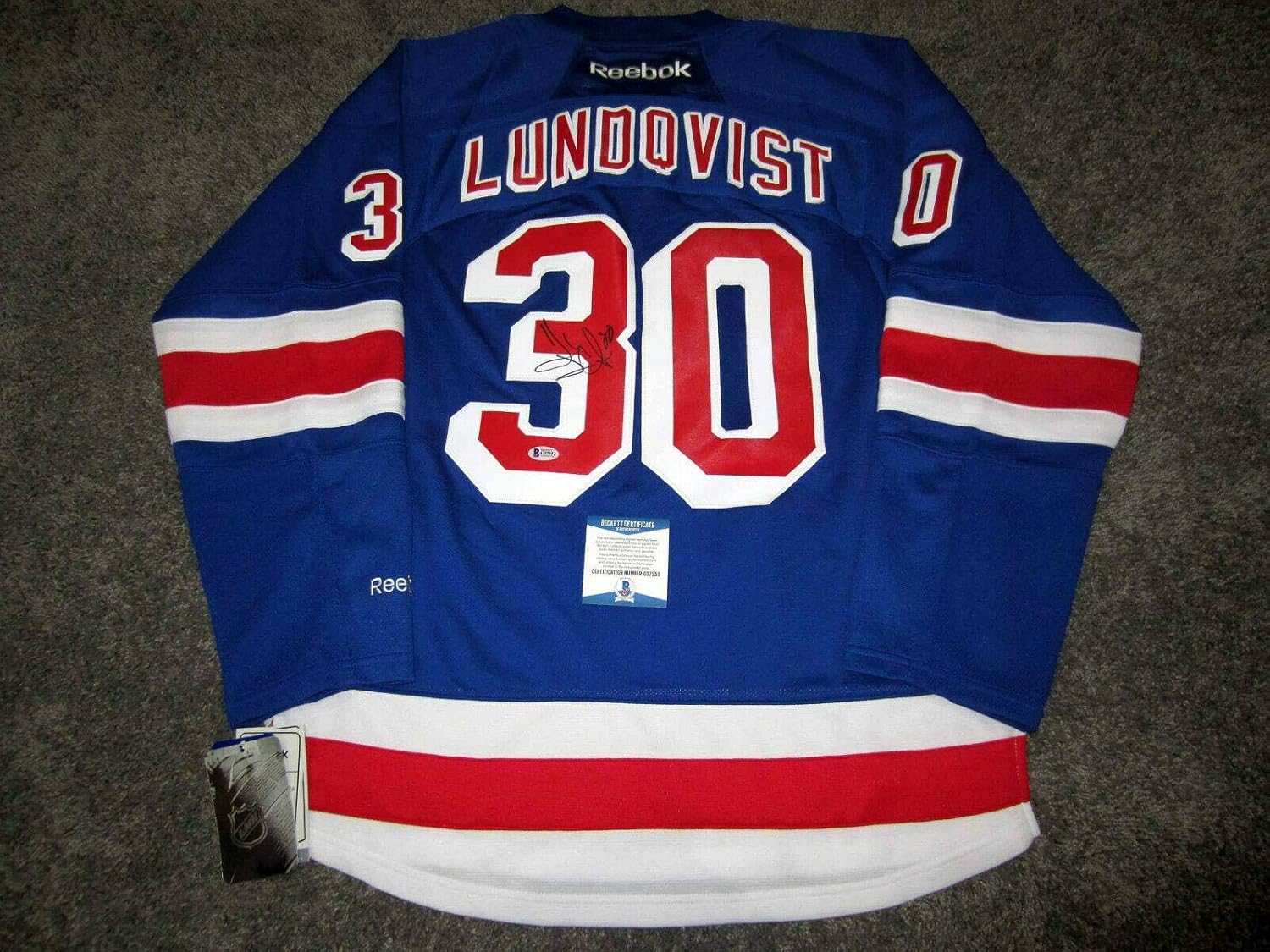 henrik lundqvist signed jersey