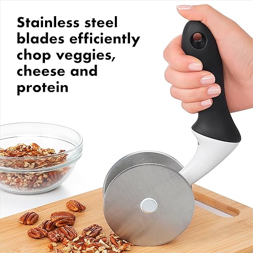 OXO Good Grips Salad Chopper With Bowl & Good Grips Little Salad Dressing  Shaker - Green in Kenya | Whizz Salad Shakers