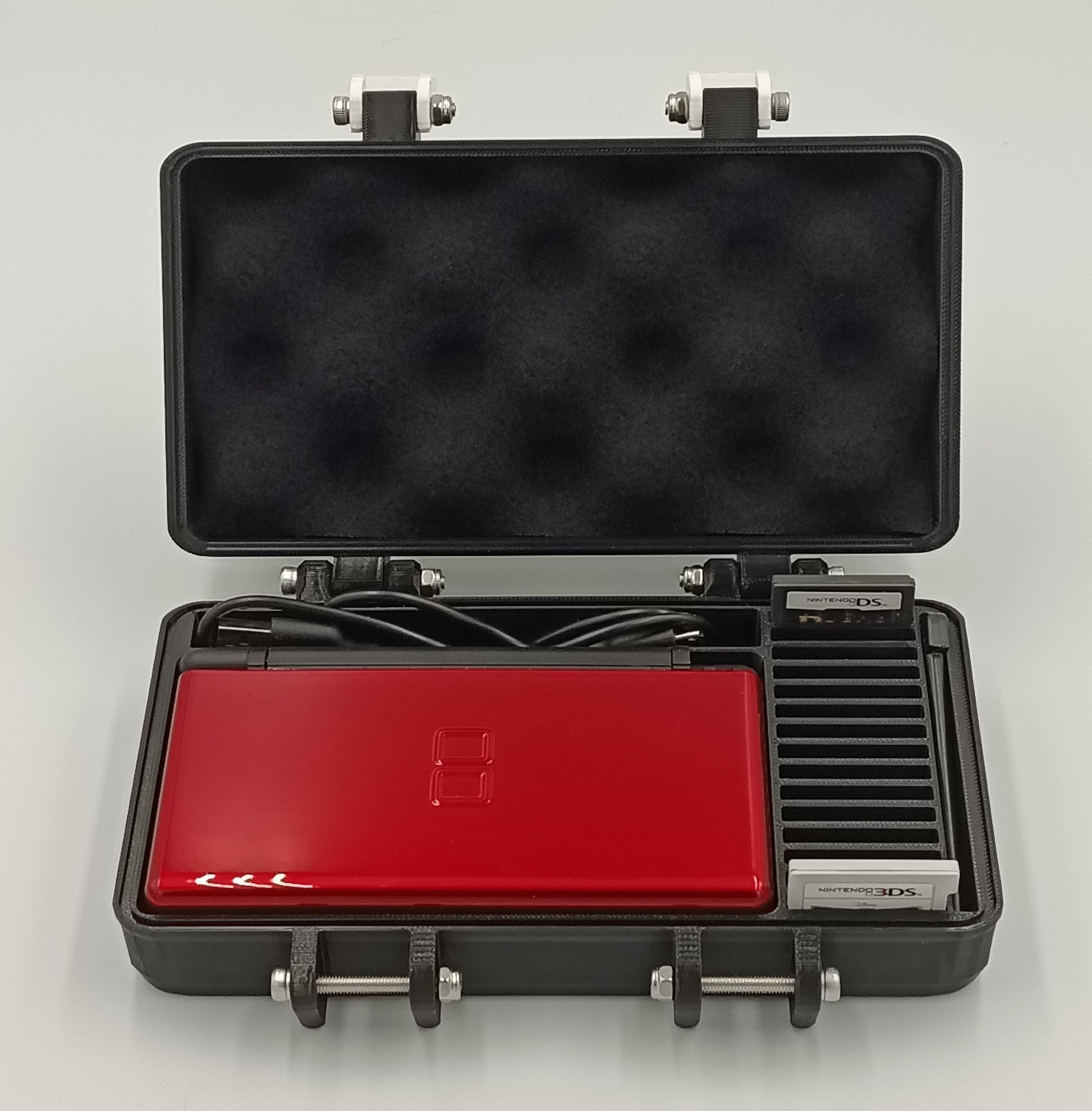 Protective Carrying Case for DS Lite & Original 3DS (Old Version) - Holds up to 15 Games and Includes Extra Storage for USB Cable or Other Acessories