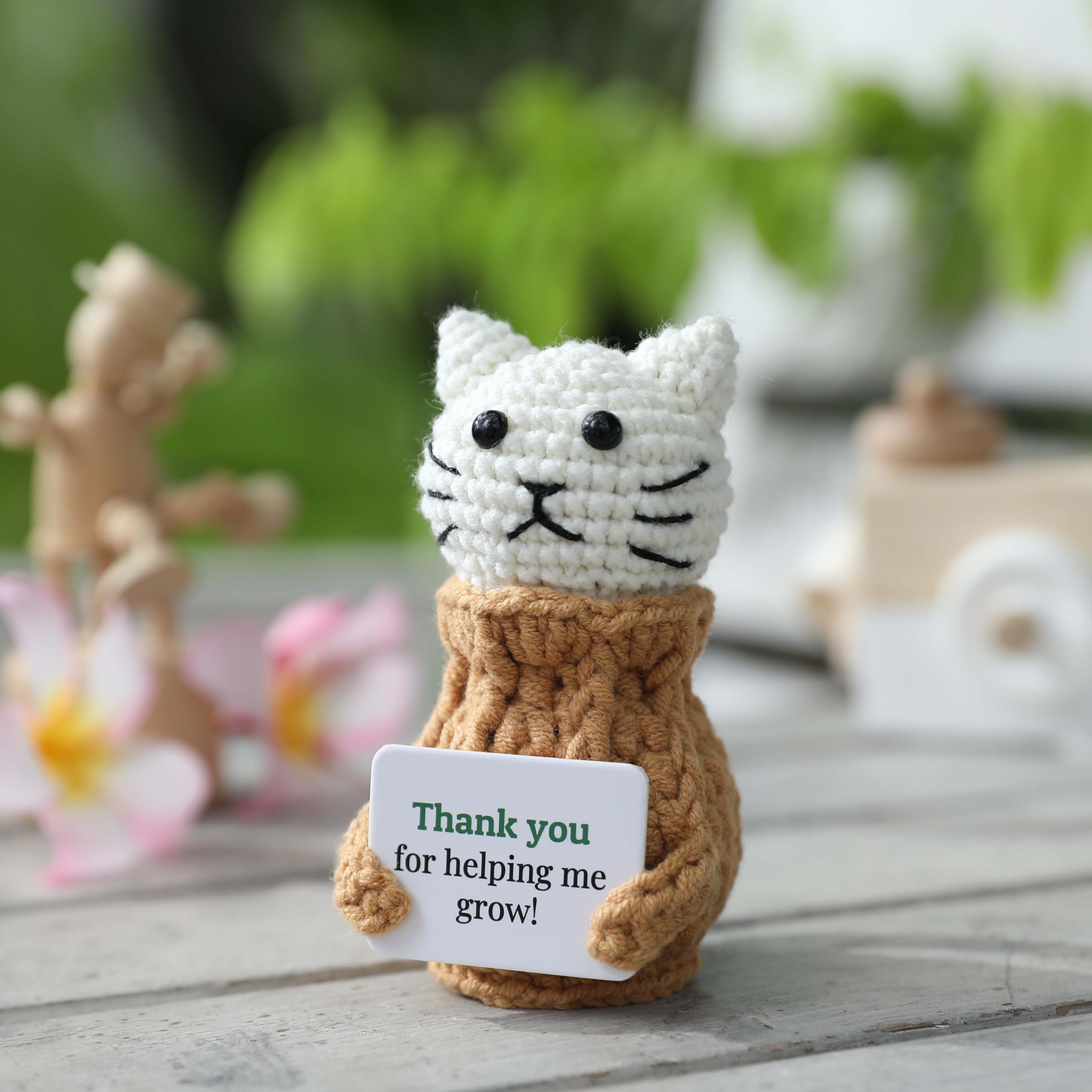 YOOJEE Crochet Cat “Thank You for Helping Me