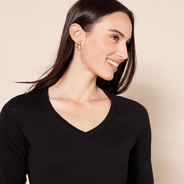 AMAZON ESSENTIALS WOMEN’S REGULAR-FIT LIGHTWEIGHT LONG-SLEEVE V-NECK SWEATER (AVAILABLE IN PLUS SIZE), BLACK, X-SMALL