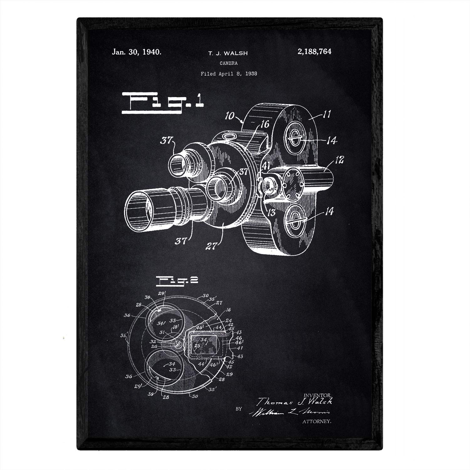 Nacnic Poster patented camera 8 millimeters. Sheet with old design patent A3 size with black background