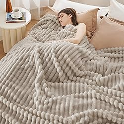 Bedsure Fleece Bed Blankets Full Size - GentleSoft