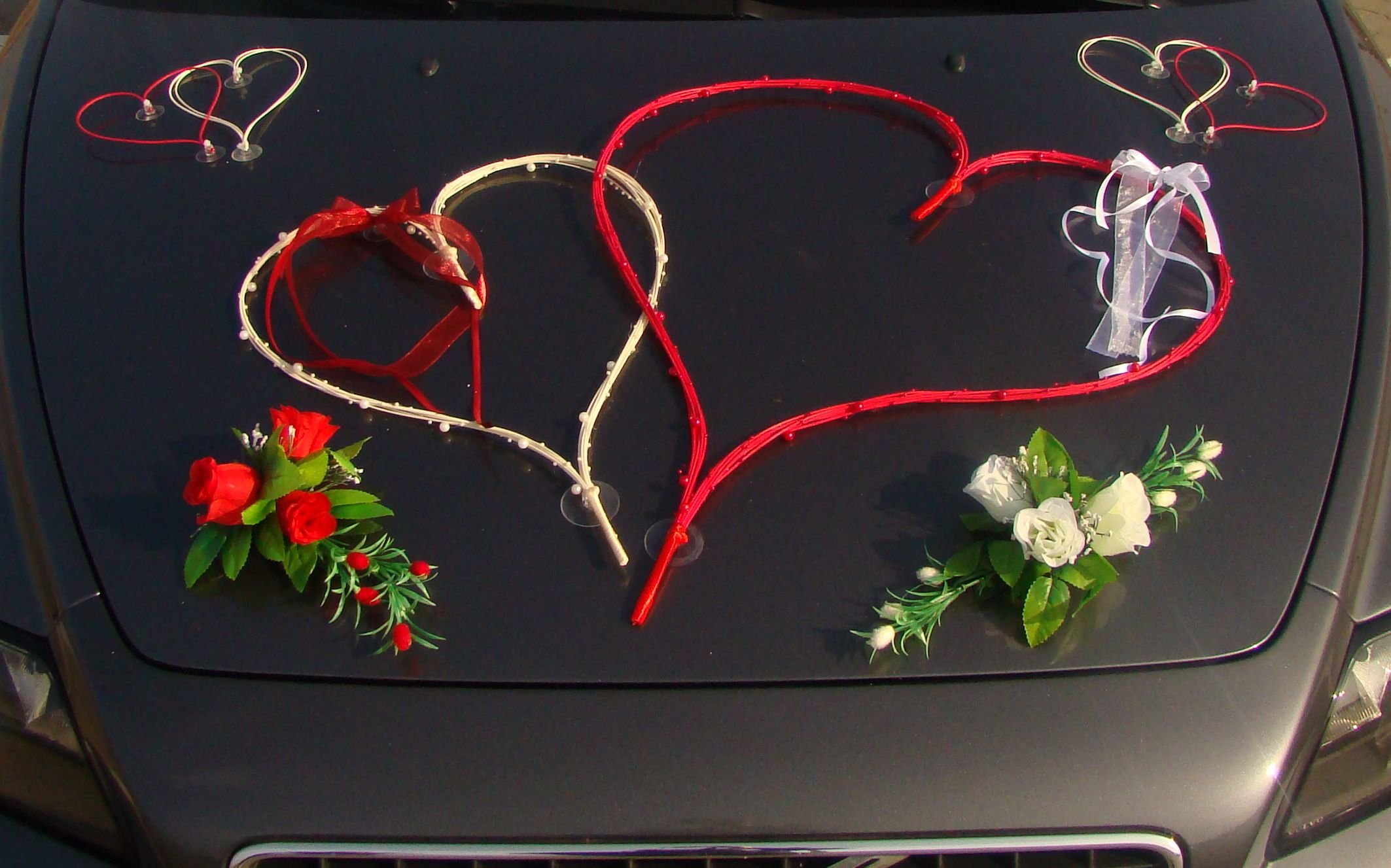 Top Hearts Car Jewellery Bridal Couple Rose Decoration Car Decoration Wedding Car Wedding Decoration Car (Maxi White/Red)