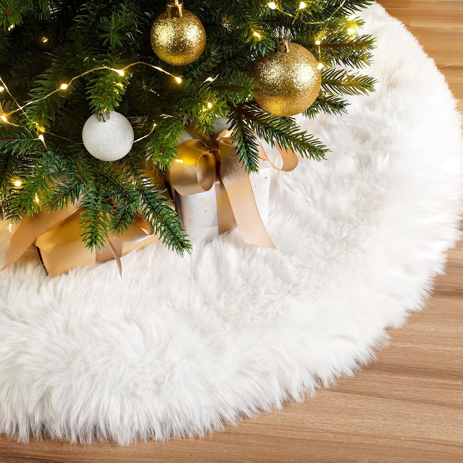 N&T NIETING Christmas Tree Skirts, 48 Inch White Xmas Tree Skirts Double Layers Thick Faux Fur Xmas Tree Cover Mat for Christmas Holiday Party Home Decoration