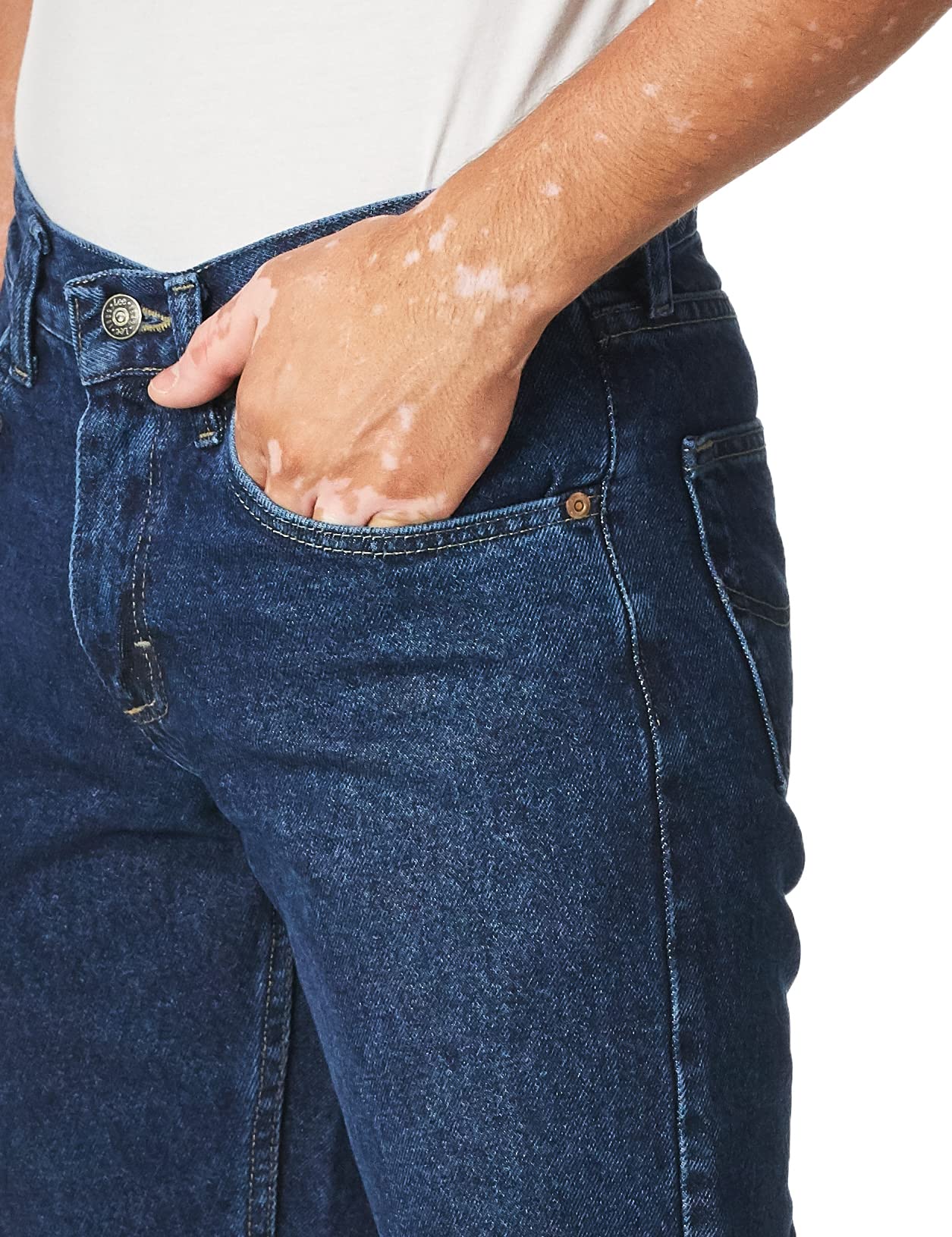 Lee+Men%27s+Regular+Fit+Straight+Leg+Jean+Dakota+28w+X+32l for sale ...