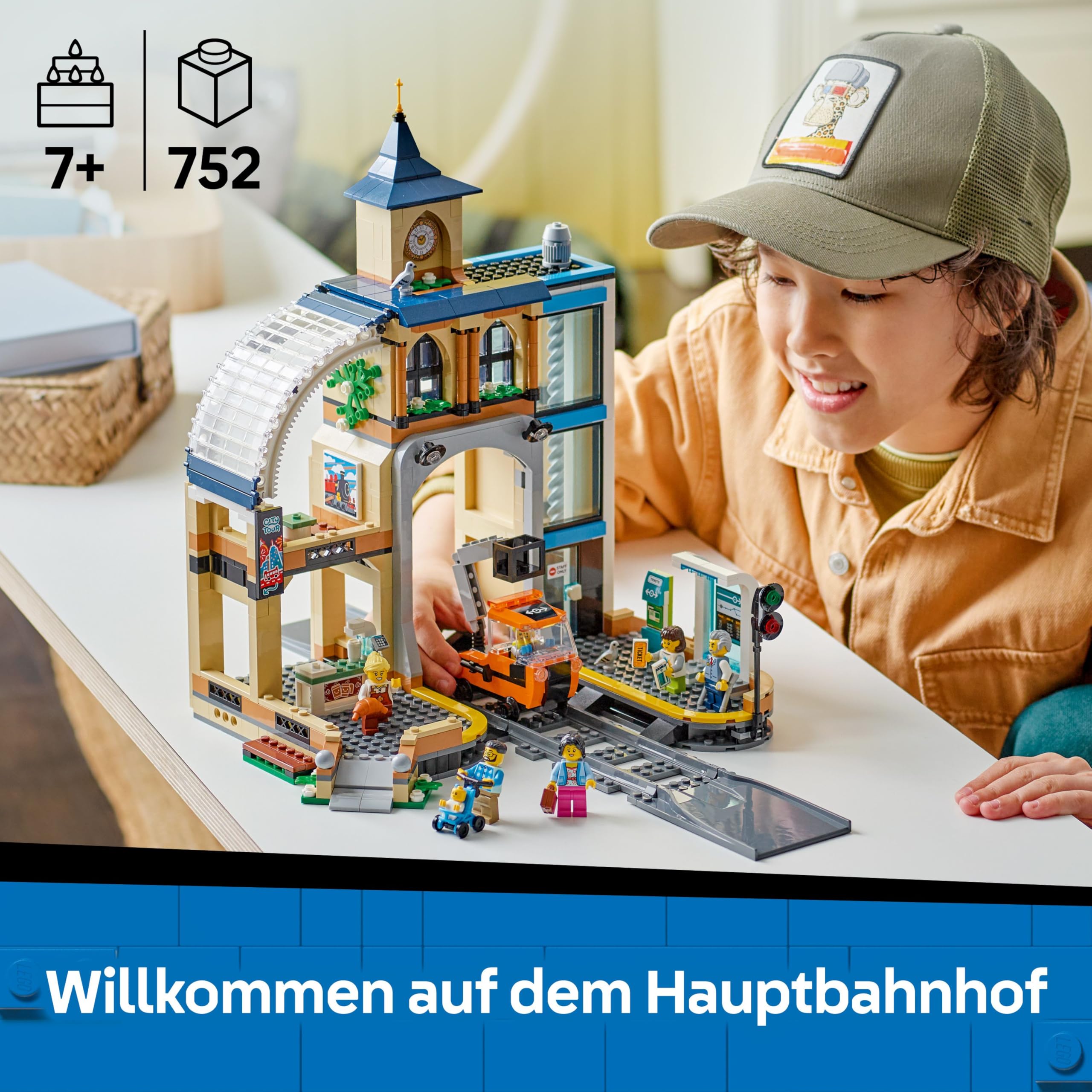 LEGO City Trains Hauptbahnhof - Wartungsfahrzeug-Spielzeug, funktionierendem Hublift, 2 Plattformen & 1 Gleisstück sowie 6 Minifiguren – Kreatives Geschenk für Jungen & Mädchen ab 7 Jahren - 60469 2