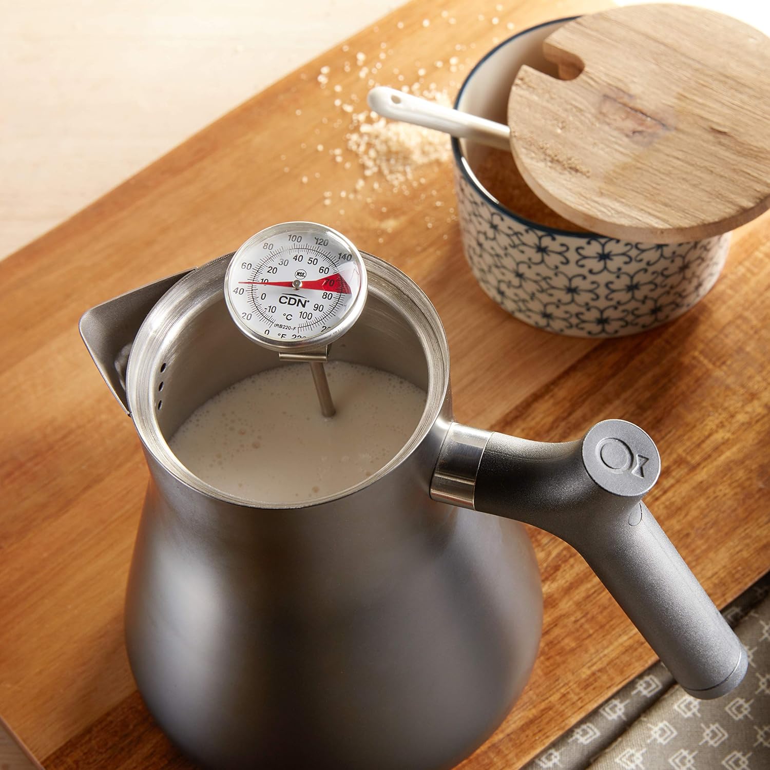 CDN IRB220-F ProAccurate Insta-Read Beverage and Frothing Thermometer, 5-inch stem: Espresso Steaming Pitchers: Kitchen & Dining
