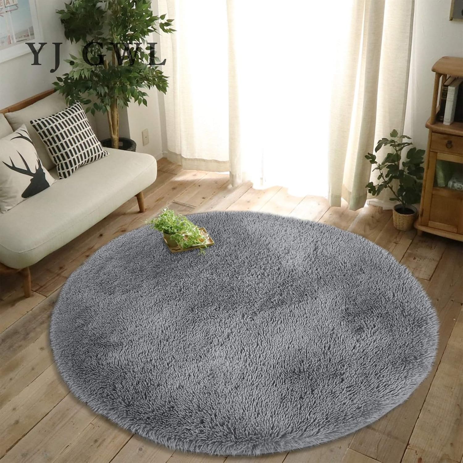 round rug girls room