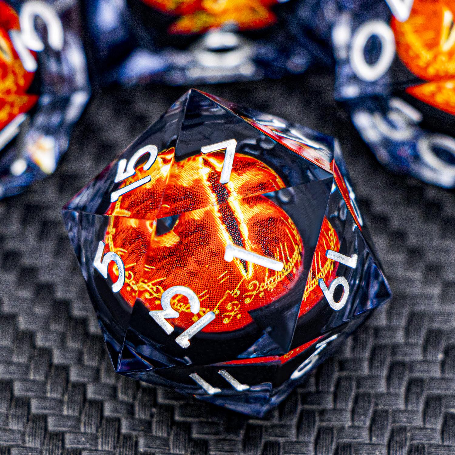 ARUOHHA Gazes Eye Dice DND Resin Dice Liquid Core Flaming RPG Sharp Edged Dice Set with Gift Box, Polyhedral D and D Dice Set Compatible with Dungeons Dragons Role Playing Game D20 D12 D10 D8 D6