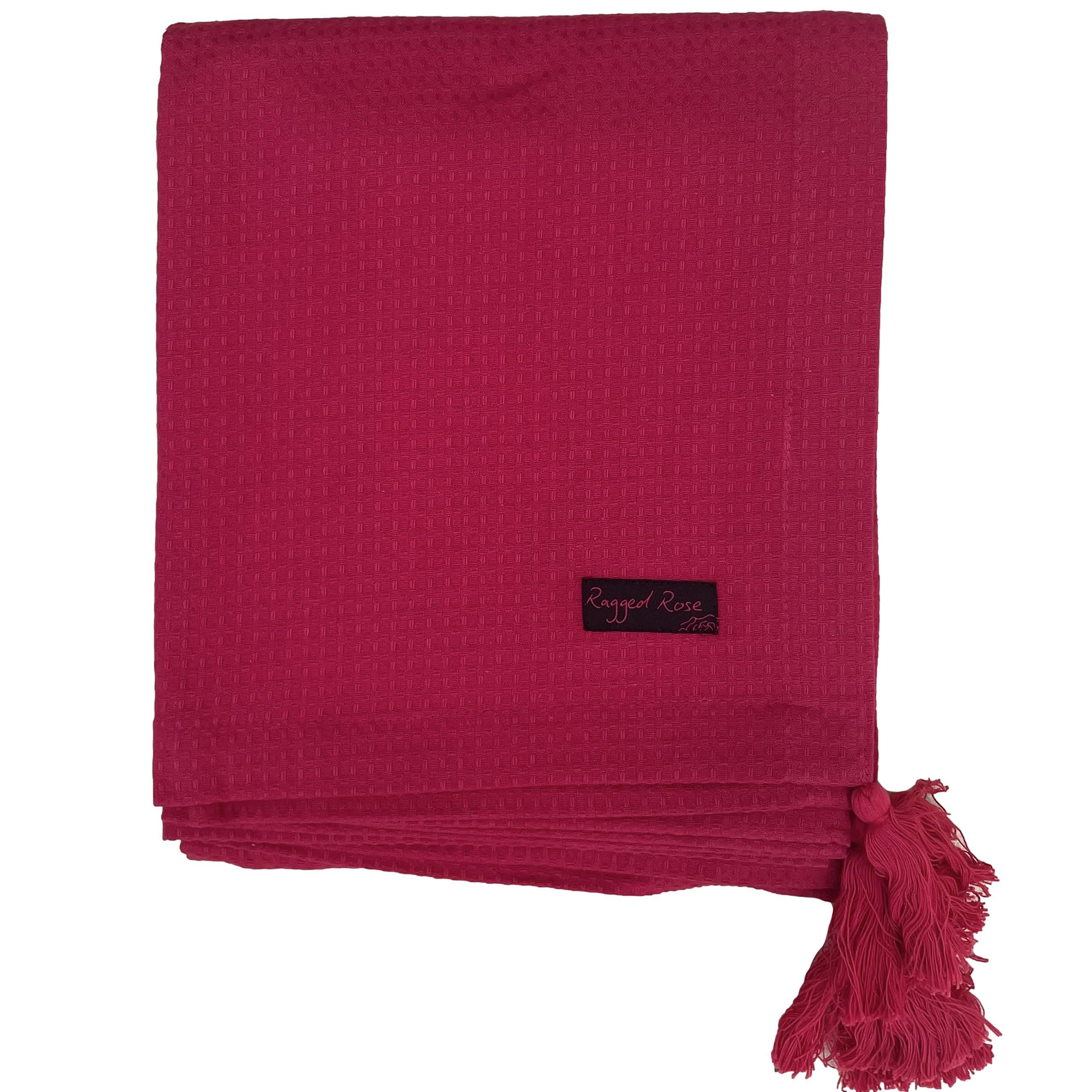 Ragged Rose 140 cm x 180 cm Waffle Throw - Versatile Indoor & Outdoor Throw Waffle Weave Cotton with Corner Tassles - Cotton Throws for Sofa & Bed (Pink)