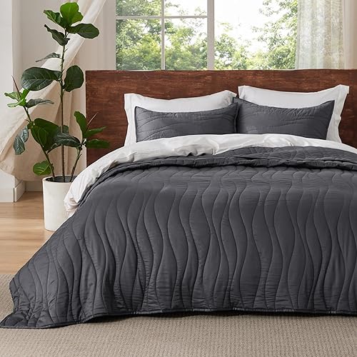 Bedsure Cooling Quilt - Cooling Comforter Queen Size, Moisture-Wicking and Silky Soft for Hot Sleepers and Night Sweats, Luxury Tencel Lyocell Cotton Bedspread, Lightweight & Breathable Summer Quilt