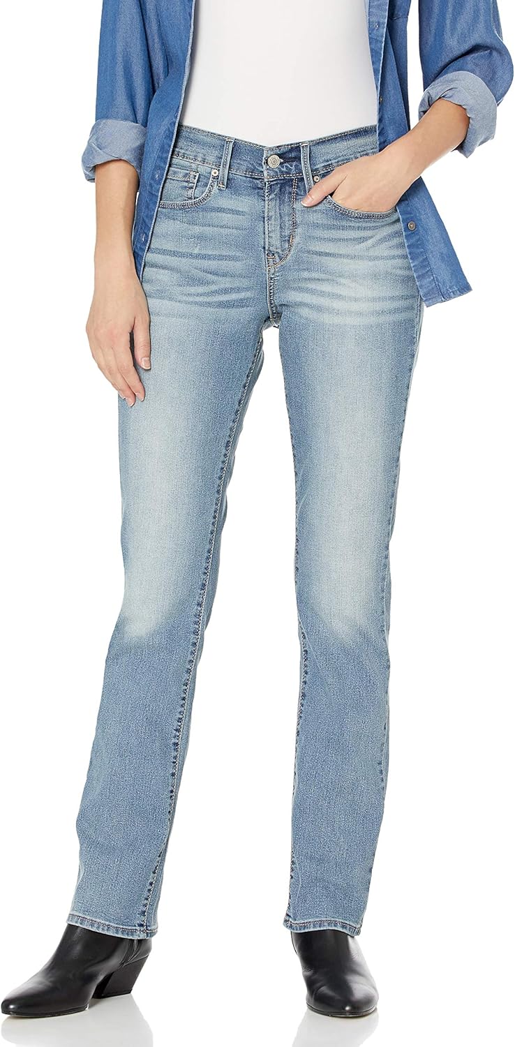 Signature by Levi Strauss & Co. Gold Label Womens Curvy Straight Jean