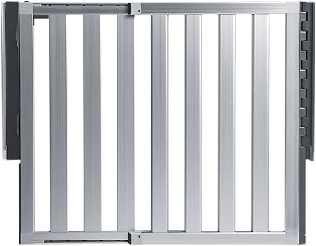 munchkin baby gate canada