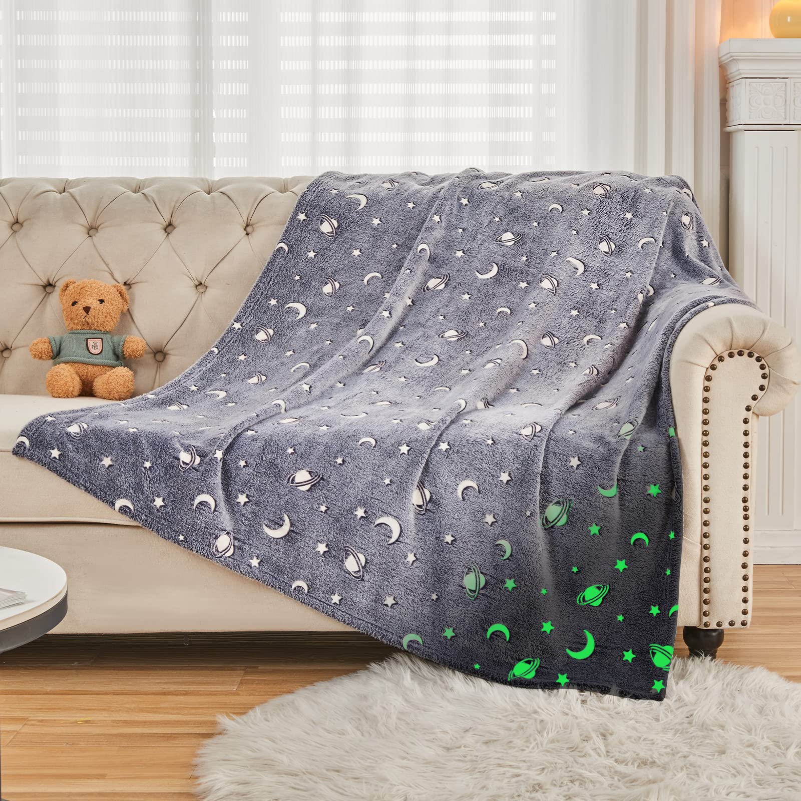 SOCHOW Glow in The Dark Throw Blanket 127cm x 150cm, Galaxy Stars Pattern Flannel Fleece Blanket, All Seasons Grey Blanket for Kids