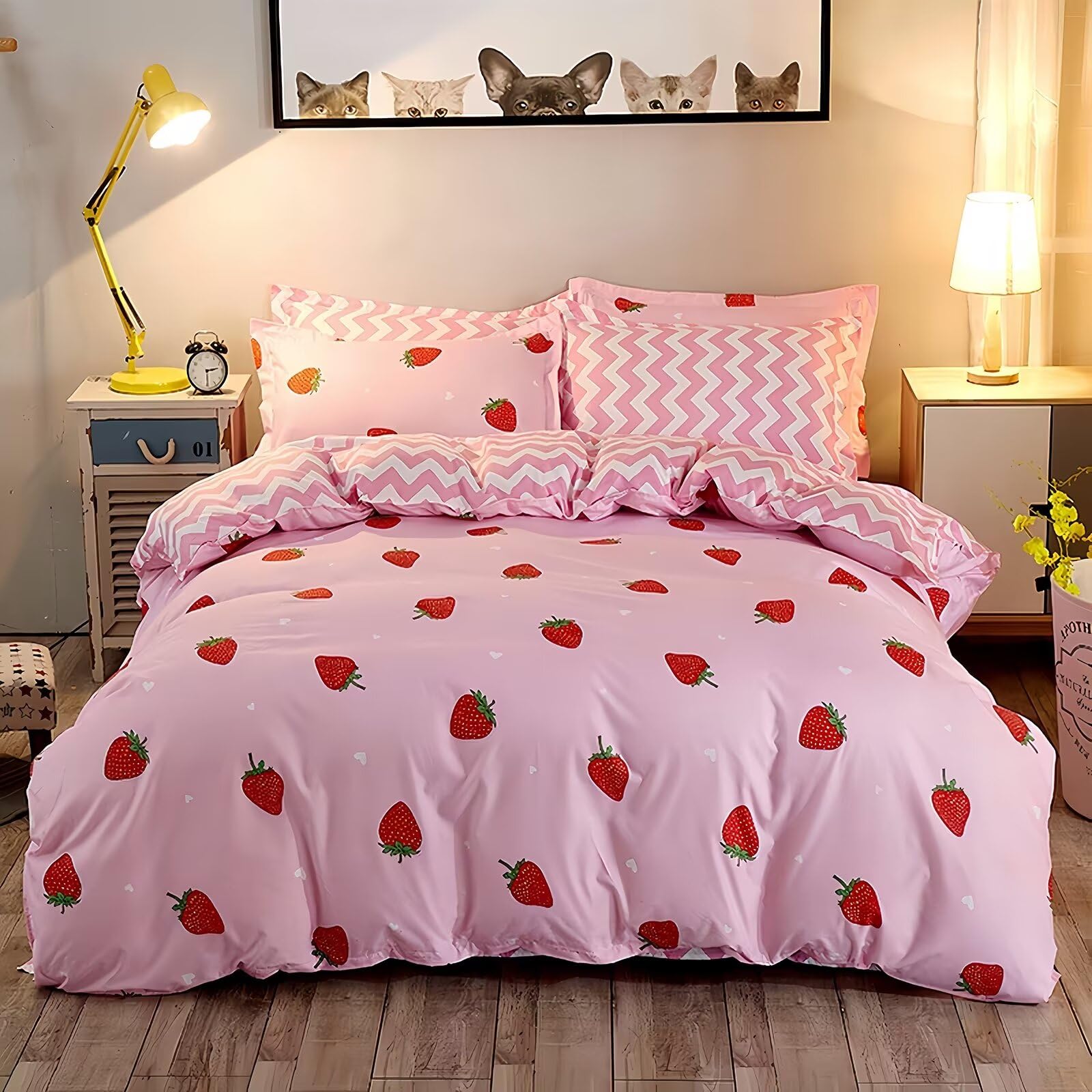 Tabeskly Kids Girls Bedding Set Single, Pink Strawberry Cute Soft Zipper Childrens Full Bed 3 Piece Cover Duvet Quilt Covers and Pillowcases - Small Mildly Cosy Budget Bedclothes 135×200cm