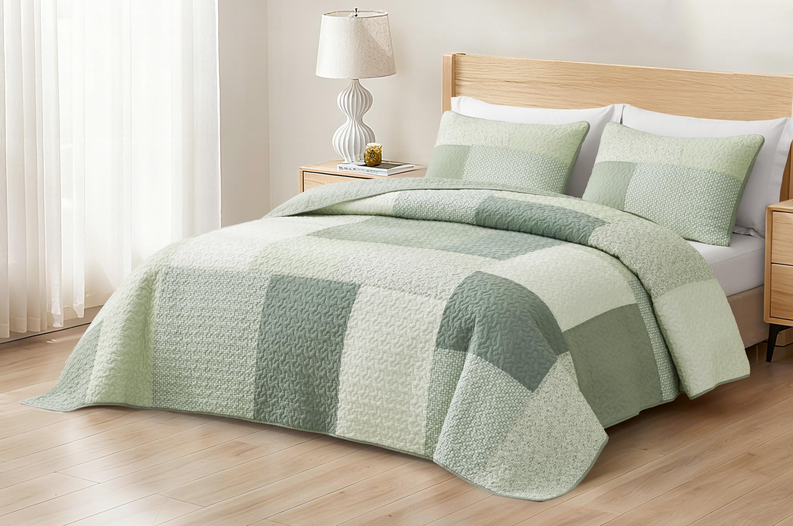 Chezmoi Collection Elm 3-Piece Chic Patchwork Quilt Set - Green Floral Striped Coverlet - Pre-Washed Cotton Lightweight Reversible Bedspread, Super King Size Image