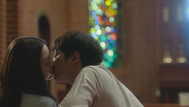 キム・テヒとチュウォンのキスシーン