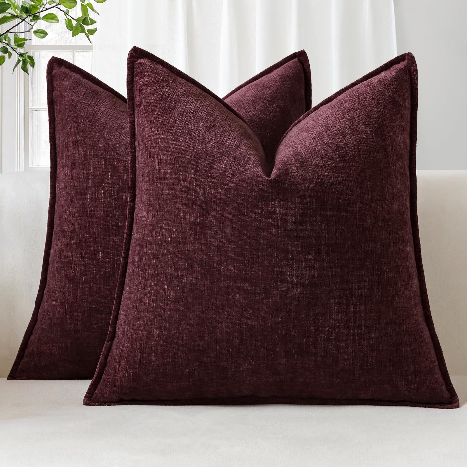 Sungeek Set of 2 Soft Chenille Cushion Covers 60x60cm Square Decorative Throw Pillow Covers with Stitched Edge Solid Dyed Pillow Cases Covers for Home Decor Couch Sofa Bed Living Room, Bordeaux Red
