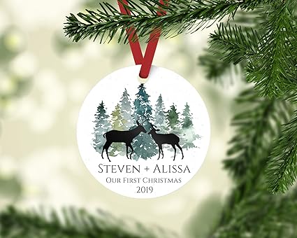 Idee Regalo Famiglia Natale.Dozili Ornamento Personalizzato Per Il Primo Albero Di Natale Decorazione Rustica Per La Famiglia Idea Regalo Amazon It Casa E Cucina