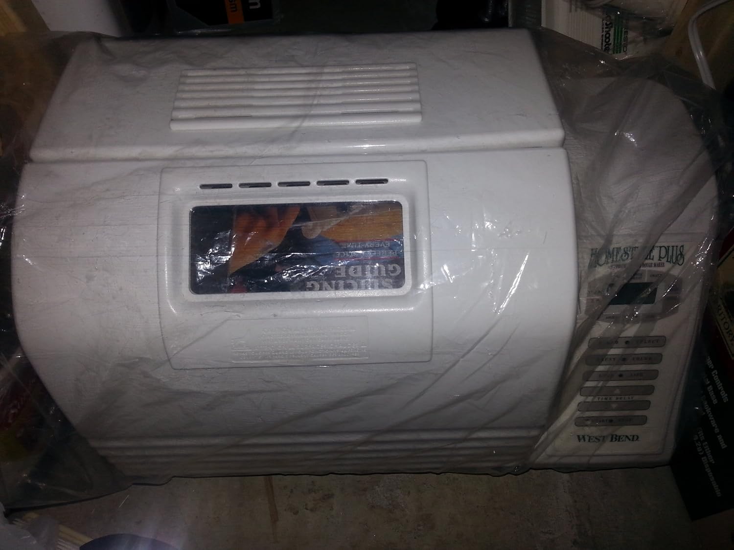 NEW West Bend HomeStyle Plus Automatic Bread & Dough Maker/ Model 41086:  Amazon.ca: Home & Kitchen