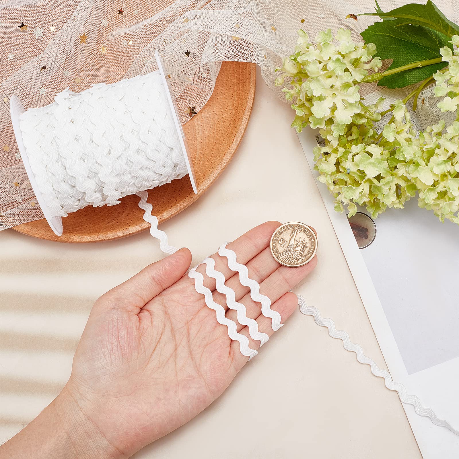 GORGECRAFT 50Yard Rick Rack Trim Ribbon Wave Sewing Bending Fringe Trim 5.5mm for Sewing Flower Making Wedding Party Lace Ribbon Craft (White)