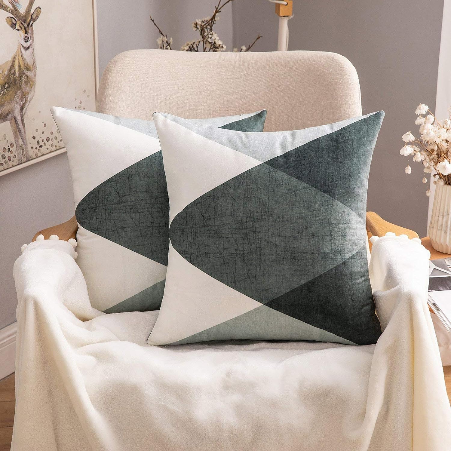 MIULEE Geometric Cushion Covers Decorative Square Soft Suedette Throw Pillow Case Print Pillowcases for Sofa Couch Livingroom Bed with Invisible Zipper 40x40 cm 16x16 Inches 2 Pieces Grey