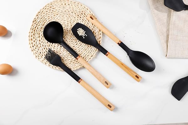JIUFEI HOME 13-PIECE SILICONE KITCHEN UTENSILS SET, WOODEN HANDLE NONSTICK COOKING TOOLS WITH SPATULA TURNER TONGS LADLE, HEAT RESISTANT 450°F BPA-FREE DISHWASHER SAFE COOKWARE ACCESSORIES (WHITE)