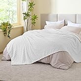 BEDELITE Fleece Blanket, Large King Size for Bed, 3D Jacquard Decorative White Fuzzy Blanket, Soft and Cozy Warm Plush Fluffy Throw All Seasons Suitable, 108x90Inches