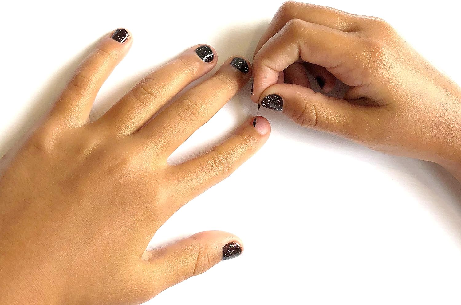 Miss Nella SURPRISE PARTY- Safe Special Black Glitter Nail Polish for Kids Non-Toxic & Odour Free Formula for Children and Toddlers Natural Water Based for Easy Peel Off - Image 5