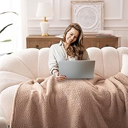 Bertte Fluffy Sherpa Throw Blanket Ultra Soft Warm