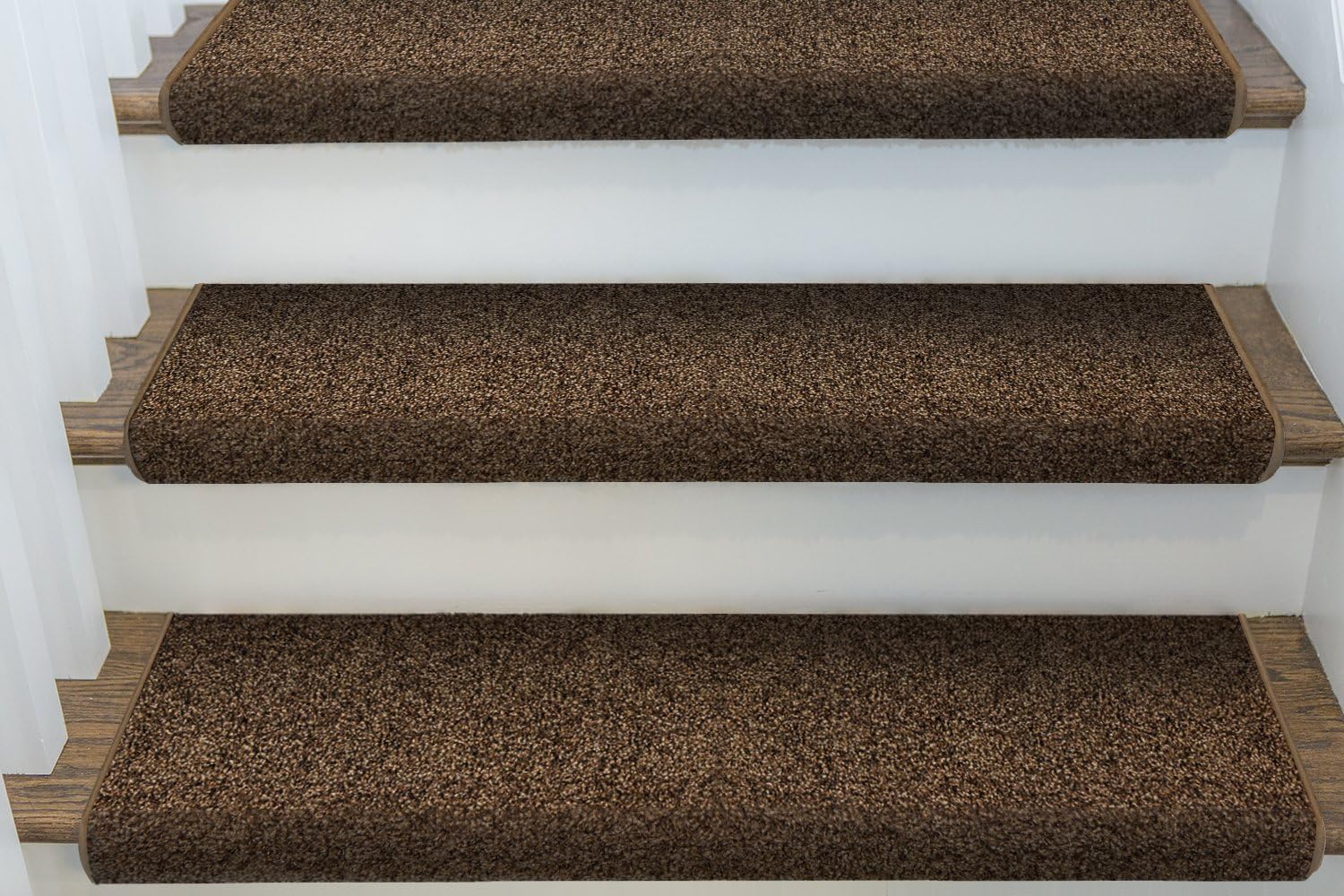 Single Windsor Adhesive Bullnose Carpet Stair Tread 27" W Mocha