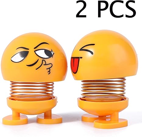 Amazon Ailimy 顔文字フィギュア 笑顔 春 車 スマイリー人形 デスクトップ人形 振動音 車用アクセサリー オーナメント 春 揺れる頭 人形 表情 ダッシュボードオーナメント パーティーの景品 フィギュア ドール 通販