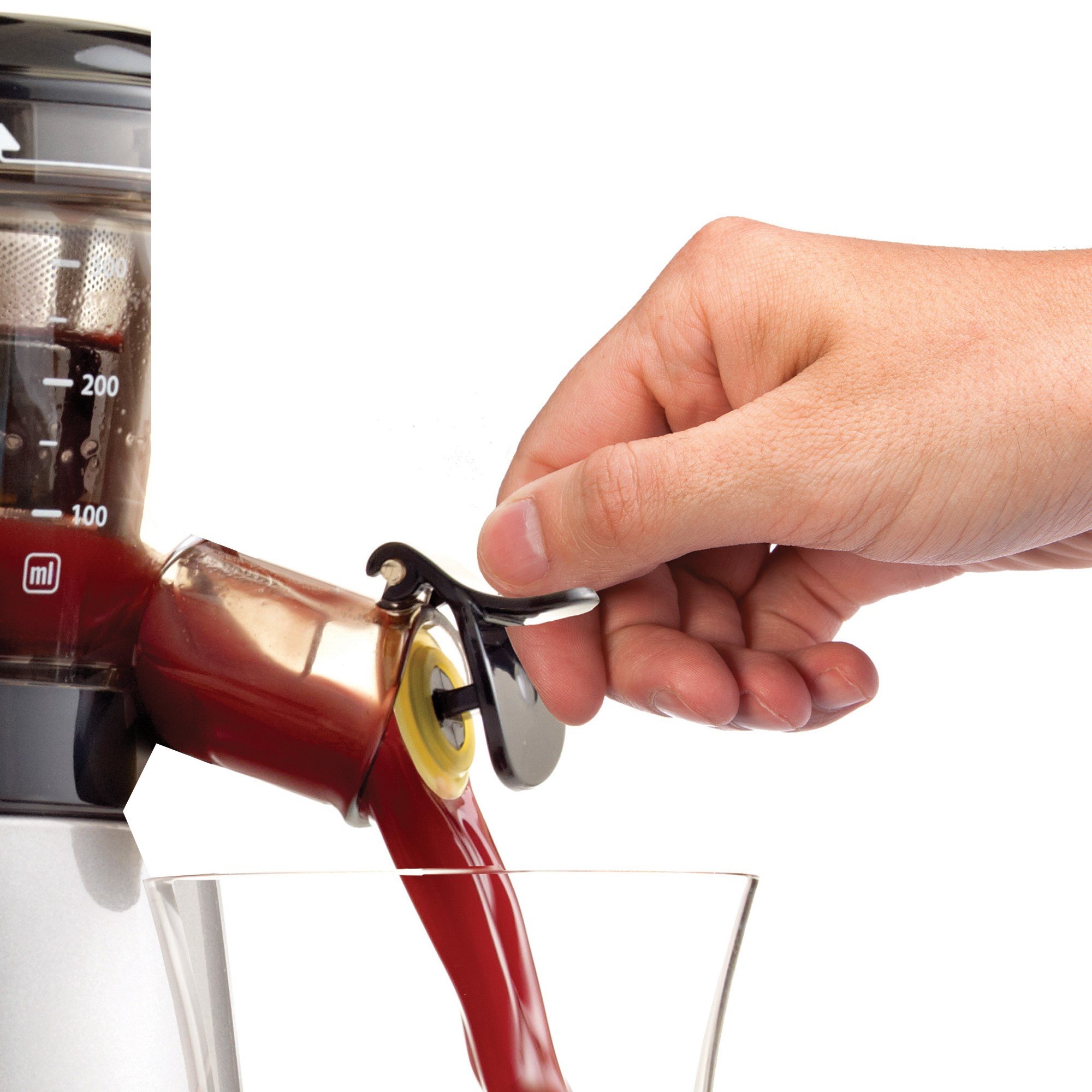 Omega VSJ843QS Vertical Slow Masticating Juicer Makes Continuous Fresh