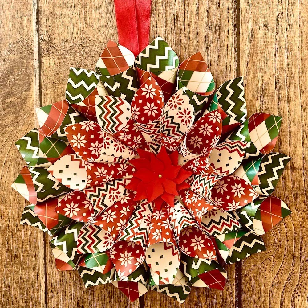 Crack of Dawn Crafts DIY Craft KIT  Christmas Cone Wreath  Paper