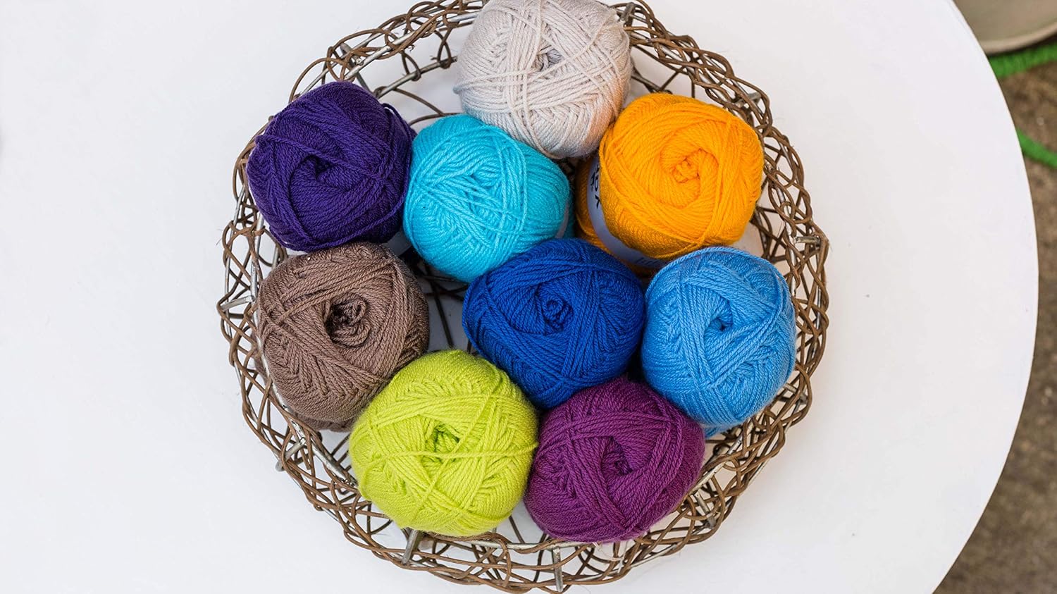 Korbond Baby Yarn Bulk Pack Bundle (Lemon Yellow), Contains 10 x 100g Skeins of DK Acrylic, Lightweight - Image 4