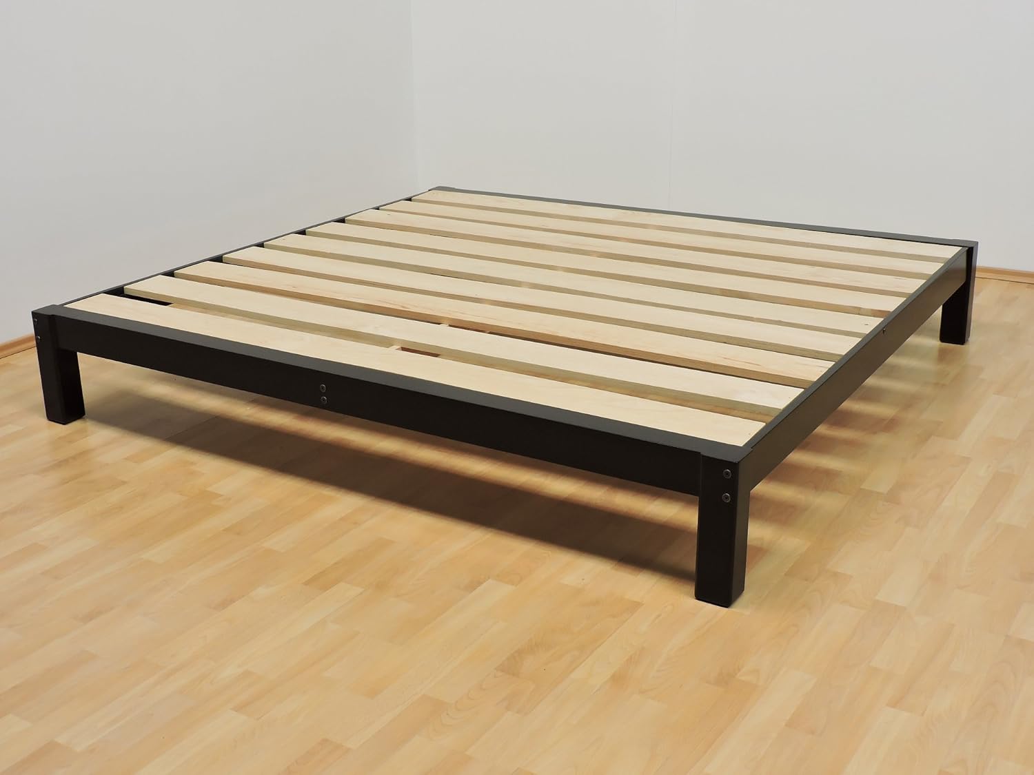 Base para Cama King Size Tradicional Desarmable Color Chocolate Muebles