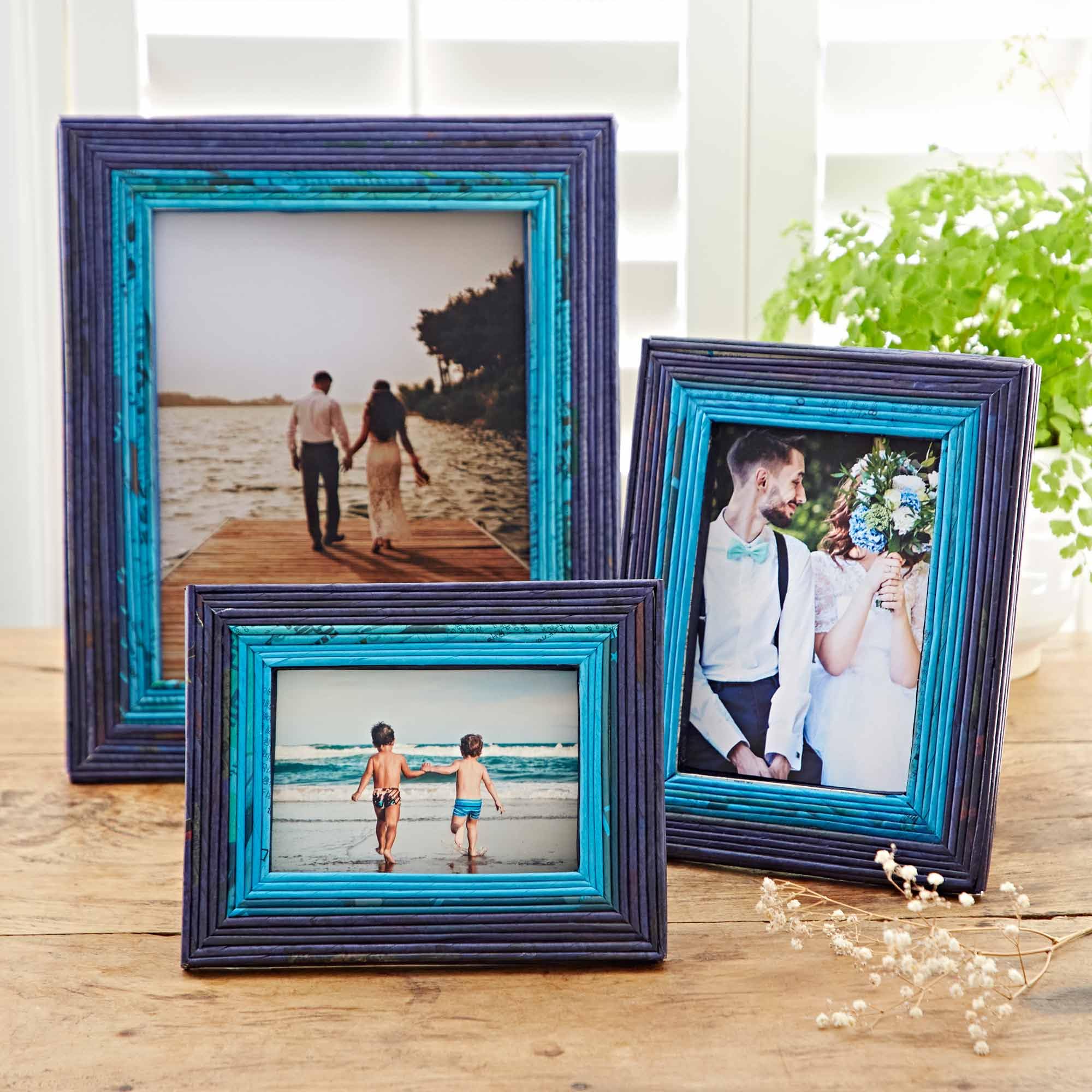 Recycled Newspaper Photo Frame - Dark Blue/Light Blue | 7 x 5 Inches | Sustainable Picture Frame | Handmade Colourful Frames | Fair Trade Gifts for Men and Women