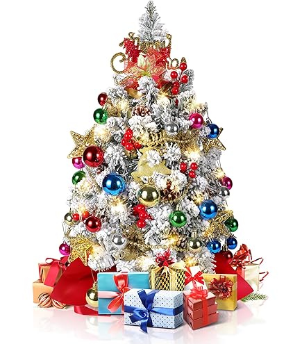 Amazon.com: Pluto's Christmas Tree, Mickey's PRESENTS FOR MY