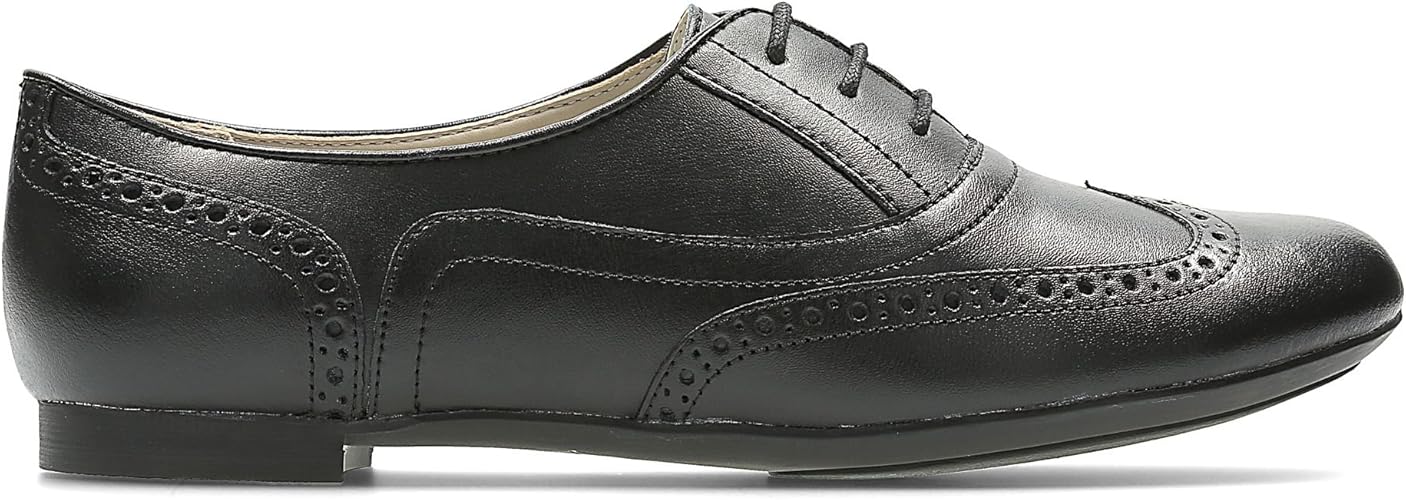 clarks carousel trick shoes