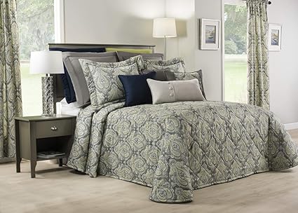 Amazon Com Thomasville Park Avenue Bedspread California