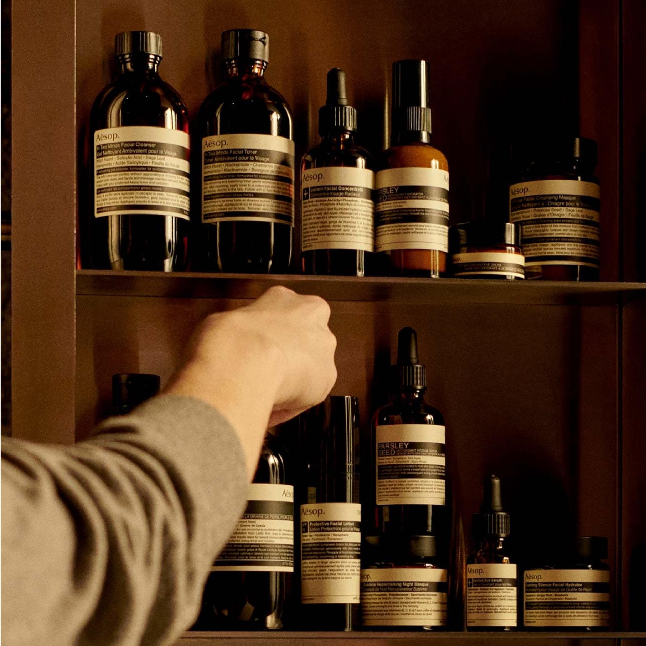 Aesop Reverence Aromatique Hand Wash Refill | Cleanse and Exfoliate the Hands | With Botanical Extracts And Finely Milled Pumice | 16.9 oz